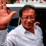 PRESIDENTE GUSTAVO. FRANCISCO PETRO URREGO  propuso al sector financiero invertir, junto con el Estado, en sectores generadores de riqueza: agro, industria, construcción y turismo.