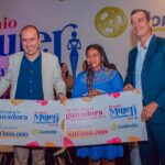 Premio Mujer Comfamiliar y crisis social. Por el Abogado, comunicador Social Periodista,Luis Garcia Quiroga, Columnista  Periódico Ciberespacial www.notieje.com Cubriendo los Cinco Continentes del Tercer Plaeta Solar.