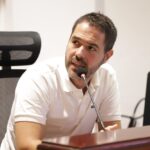 Por encuesta en diciembre, candidato rojo a la alcaldía