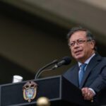 Castillo «se equivocó» al usar métodos antidemocráticos: Petro