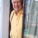 En Medellín ha aumentado el número de deslizamientos de tierra. Tenemos el reto de generar acciones eficaces ante el riesgo de desastres naturales y disminuir los niveles de amenaza a nuestra gente. Lo vamos a hacer. El DAGRD (Departamento Administrativo de Gestión del Riesgo de Desastres) es nuestra entidad líder en el tema. Vamos a retomar su rumbo para que vuelva a ser referente nacional; aumentaremos el monitoreo de riesgos y fortaleceremos el Sistema de Alertas Tempranas con inteligencia artificial, que será una herramienta esencial para la protección de la vida y la gestión de acciones para adaptarnos al cambio climático. Además, vamos a fortalecer el trabajo articulado bajo instrumentos de planificación de la gestión del riesgo, atendiendo las realidades de cada comuna y corregimiento. Para esta tarea he designado a Carlos Quintero como director del DAGRD, con más de 10 años de experiencia en diferentes instituciones del sector; él coordinará las instituciones del consejo distrital que tienen acciones en este campo e implementará la Política Pública de Gestión del Riesgo de Desastres. Un hombre responsable, apasionado y con gran amor por la ciudad. ¡Bienvenido!Translate