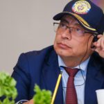 LLEGO APARTES DEL CAMBIO DEL PRESIDENTE GUSTAVO FRANCISO PETRO URREGO.