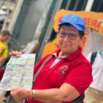 DOÑA AMPARA TODA UNA VIDA VENDIENDO LOTERÍA DE RISARALDA.
