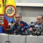 LA CONSULTA YA FUE NEADA SENADO NO DEBE DISTRAERSE.