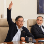 «GUSTAVO FRANCISCO PETRO URREGO» SOLO CON SU DERETAZÓ