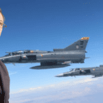 Petro lanza advertencia a EE. UU. por presión en compra de aviones.