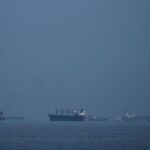 Tensión en el Estrecho de Ormuz: control iraní del paso marítimo sacude mercados globales.